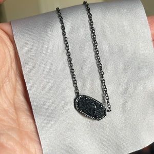 Kendra Scott Elisa pendant necklace “Black Drusy”